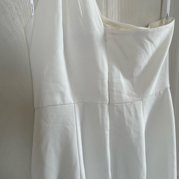 H&M | size 8 one shoulder white structured midi dress - Picture 7 of 8